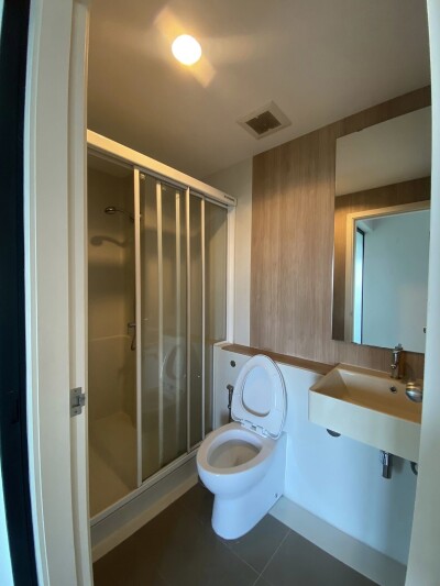 อัปเดตล่าสุด 2/3/68 : แอสปาย สาทร - ตากสิน ( คอปเปอร์ โซน) /  26.56 ตร.ม. ชั้น 12-6