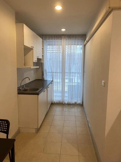 เดอะ นิช สุขุมวิท 49 / 43 ตารางเมตร  📍ชั้น 7-11