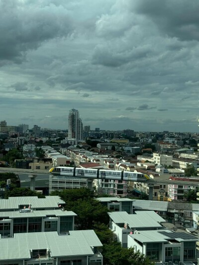 อัปเดตล่าสุด 8/10/67 : เดอะ รูม รัชดา - ลาดพร้าว / 65 ตร.ม ชั้น 14-17