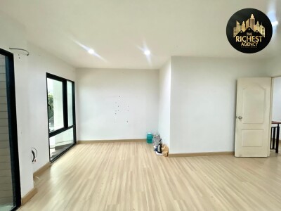 ไอฟีล บางนา / 196 ตรม.-13