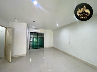 ไอฟีล บางนา / 196 ตรม.-7