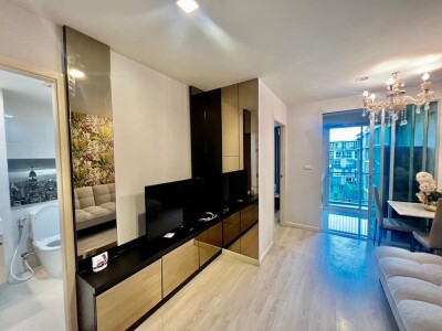 เมโทร ลักซ์ พระราม 4 / 𝟑𝟓 ตรม. ชั้น 𝟕-8