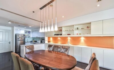 บ้าน สาทร – เจ้าพระยา /  110 ตร.ม.  อยู่ชั้น 11-2