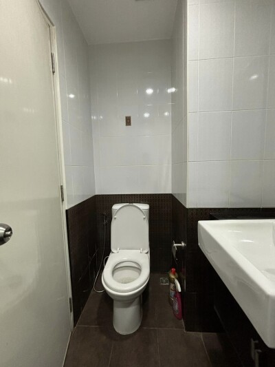 อัปเดตล่าสุด 04/12/67 :  อัสสกาญจน์ เพลส ศรีนครินทร์ / 29.24 ตรม. (สตูดิโอ) ชั้น 17-11