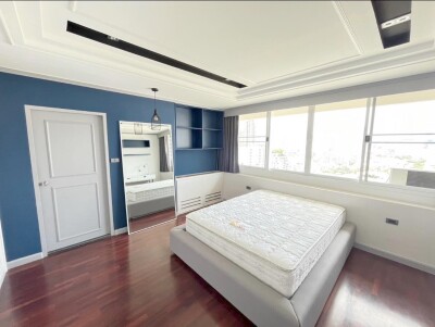 ดี.เอส. ทาวเวอร์ 1 สุขุมวิท 33 /  204.31 ตารางเมตร  ชั้น 19-12