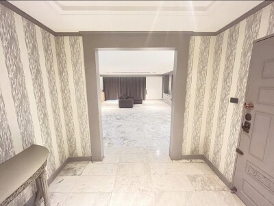 ดี.เอส. ทาวเวอร์ 1 สุขุมวิท 33 /  204.31 ตารางเมตร  ชั้น 19-6