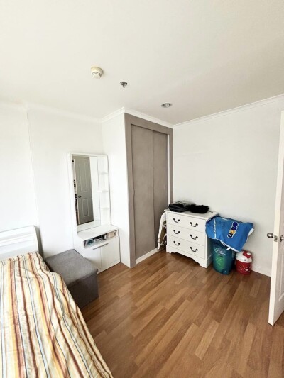 อัปเดตล่าสุด 28/9/67 :  ลุมพินี พาร์ค ริเวอร์ไซด์ - พระราม 3 / อาคาร A ชั้น 7 ห้องขนาด 28.5 ตรม.-7