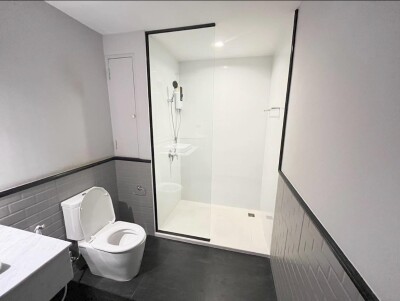 ดี.เอส. ทาวเวอร์ 1 สุขุมวิท 33 /  204.31 ตารางเมตร  ชั้น 19-20