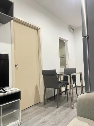 ริชพาร์ค แอท ทริปเปิ้ล สเตชั่น /  28.66 ตร.ม. ชั้น 37-2