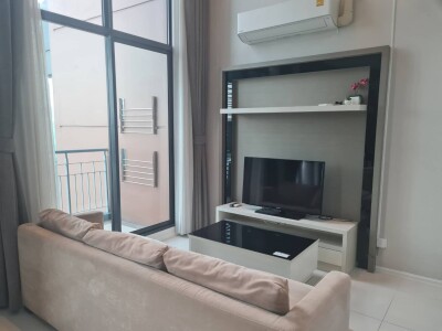 วิลล่า อโศก / 80 ตรม. ห้อง Duplex ชั้น 21-4