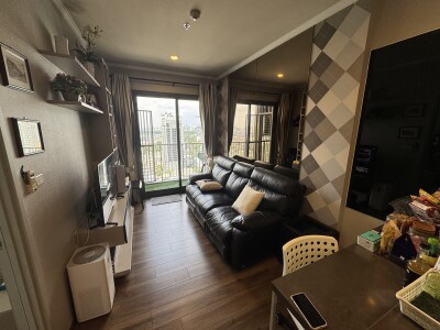 ออนิกซ์ พหลโยธิน / 40.5 ตรม. ชั้น 24-2