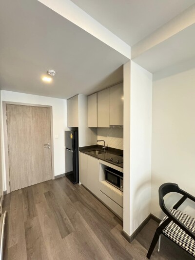 มาเอสโตร 14 สยาม - ราชเทวี / 32 ตรม. ชั้น 6-5