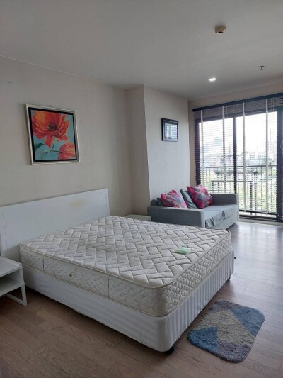 โนเบิล โซโล / ชั้น 9  ห้อง studio 35 ตรม .-1