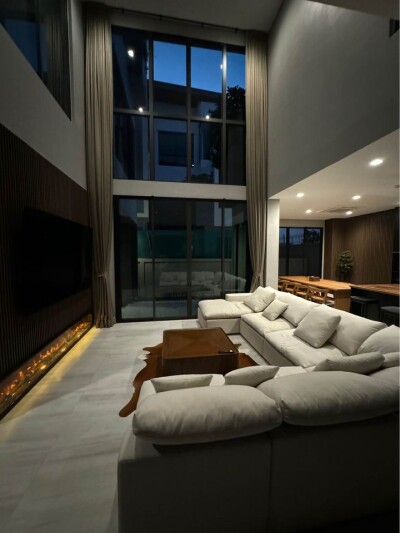 เดอะ เจนทริ คัลทิวาร์ พระราม 9 / 440 ตารางเมตร  *-3