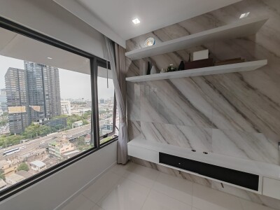 อมันตา ลุมพินี / 84 ตร.ม.ชั้น 17-10