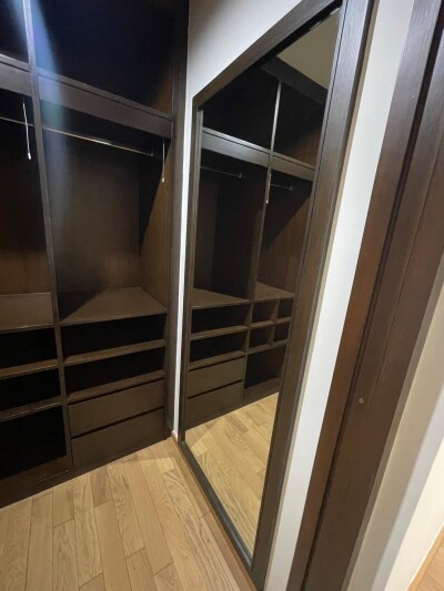 อัปเดตล่าสุด 30/03/68 : ดิ เอ็มโพริโอ เพลส / 108ตรม ชั้น23-17