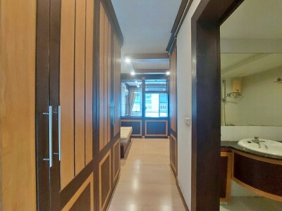 เรนทรี วิลล่า / 32 ตรม.  ชั้น 7-13