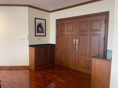 ร่วมสุข คอนโด /  ขนาด 320 ตรม.  ชั้น 9 *-7