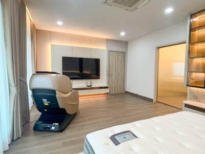 อัปเดตล่าสุด 18/11/2567 :  เดอะ ปาล์ม บางนา - วงแหวน / บ้านเลขที่ 95/64 ที่ดิน 73 ตรว (พื้นทีใช้สอย  290 ตร.ม.) *-19