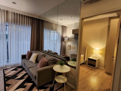 แอมเบอร์ บาย อีสเทิร์น สตาร์ // 35 ตรม บ้านเลขที่ 254/75 ชั้น9-4