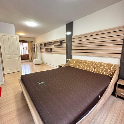 อัปเดตล่าสุด 12/02/68 : ทาวน์พลัส เกษตร - นวมินทร์ / 300 ตร.ม. เลขที่ 55/113 ซอย 13-16