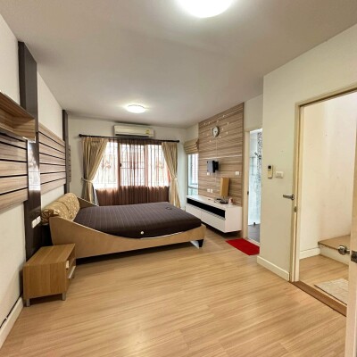 อัปเดตล่าสุด 12/02/68 : ทาวน์พลัส เกษตร - นวมินทร์ / 300 ตร.ม. เลขที่ 55/113 ซอย 13-12