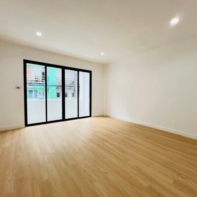 ‼️ขาย‼️ทาวน์เฮ้าส์ 2 ชั้น หมู่บ้านสวนนนท์ 1 ซอยบางกร่าง 50-9