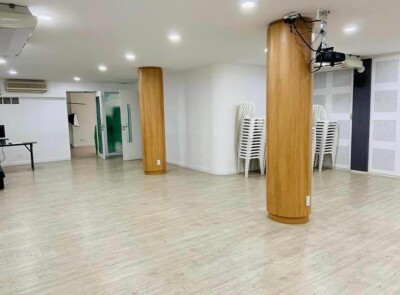 อาคารพาณิชย์ 2คูหา 3.5ชั้น ย่านพระราม4 ใกล้ช่อง3 ทำเลดี 3ห้องน้ำ-2