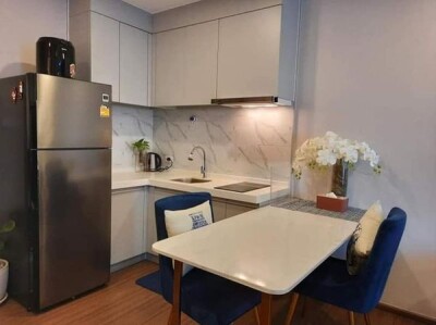 อัปเดตล่าสุด 16/12/67 : อาร์ติซาน รัชดา / 44 .5 ตารางเมตร , ชั้น 27-4