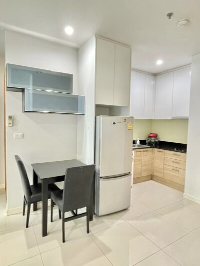 เซอร์เคิล คอนโดมิเนียม / 44.09 ตร.ม. ชั้น: 27-2