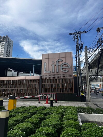 ไลฟ์ ปิ่นเกล้า / ขนาด 55.5 ตรม. ชั้น 15-21