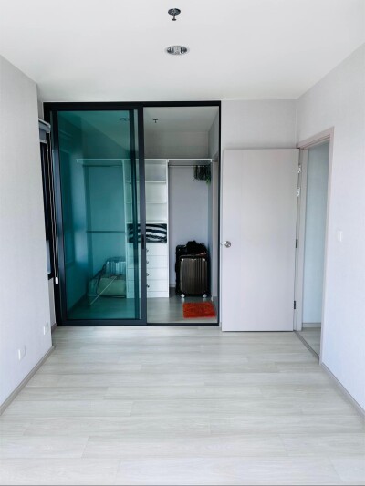 ไลฟ์ ปิ่นเกล้า / ขนาด 55.5 ตรม. ชั้น 15-5