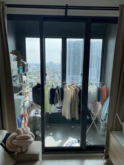 ไอดีโอ โมบิ วงศ์สว่าง อินเตอร์เชนจ์ /  30 ตรม.  ชั้น 20-6