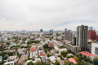 ไซมิส ราชครู / 31 ตรม. ชั้น 25-25