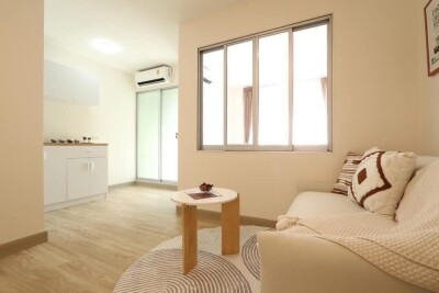 อัปเดตล่าสุด 18/3/68 : ลุมพินี คอนโดทาวน์ บดินทรเดชา - รามคำแหง / นาด 28.28 ตรม. ตึก บี 2 ชั้น 1-3