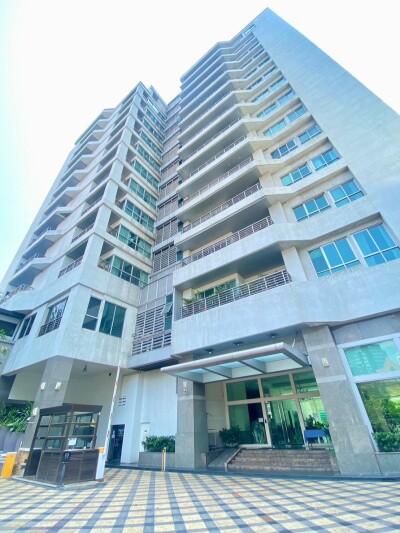 รอยัล เรสสิเดนซ์ พาร์ค / 220 ตรม.*-26