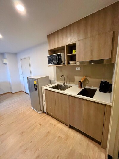 อัปเดตล่าสุด 13/1/2568 :  เอลลิโอ เดล มอสส์ พหลโยธิน 34 / 43 ตรม. ชั้น 7-6