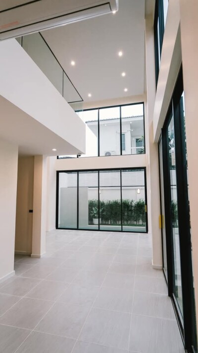 อัปเดตล่าสุด 12/02/68 : ร่มเงา 101 / 380 ตรม.-8