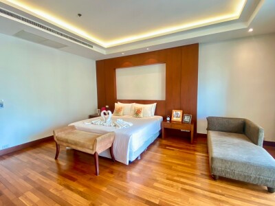 รอยัล เรสสิเดนซ์ พาร์ค / 220 ตรม.*-13