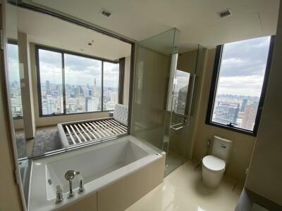 ดิ เอส อโศก / 75.5 ตรม. ชั้น 18-9