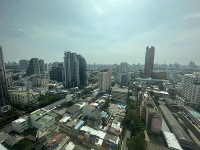 อัปเดตล่าสุด 27/03/68 : ริธึ่ม พหลฯ - อารีย์ /  67 ตร.เมตร  ชั้น 26-23