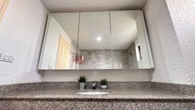 อัปเดตล่าสุด 25/2/2568 :  ลาส โคลินาส / 185 ตร.ม. ชั้น 18-14