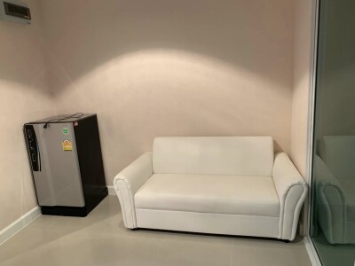 เมโทร พาร์ค สาทร /ห้อง 222/184 ชั้น 8  ขนาด 31.63 สูง2.4 เมตร-2