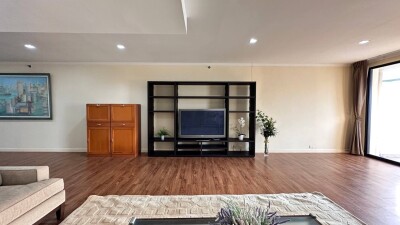 อัปเดตล่าสุด 25/2/2568 :  ลาส โคลินาส / 185 ตร.ม. ชั้น 18-4