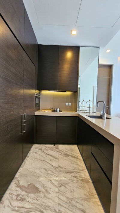 อัปเดตล่าสุด 23/2/2568 :  ศาลาแดง วัน / 57 ตรม. ชั้น 11 *-17