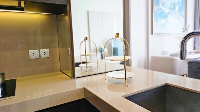 อัปเดตล่าสุด 23/2/2568 :  ศาลาแดง วัน / 57 ตรม. ชั้น 11 *-15