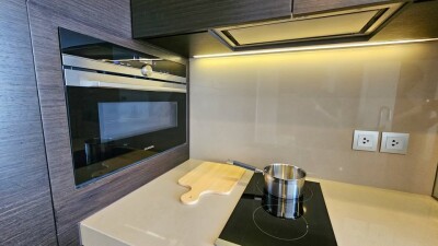 อัปเดตล่าสุด 23/2/2568 :  ศาลาแดง วัน / 57 ตรม. ชั้น 11 *-20