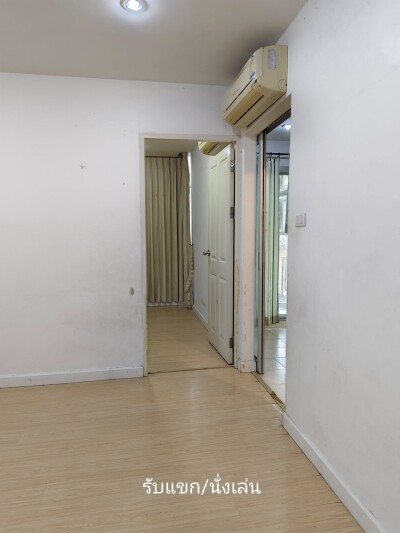 ซีนิธ เพลส แอท ห้วยขวาง / 33.29 ตร.ม. ชั้น 5-2