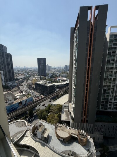 อัปเดตล่าสุด 26/2/68 : สกายวอล์ค และ เวลซ์ เรสซิเดนซ์ / ชั้น 21: 60 SQM.-9