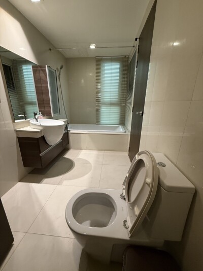 อัปเดตล่าสุด 26/2/68 : สกายวอล์ค และ เวลซ์ เรสซิเดนซ์ / ชั้น 21: 60 SQM.-8